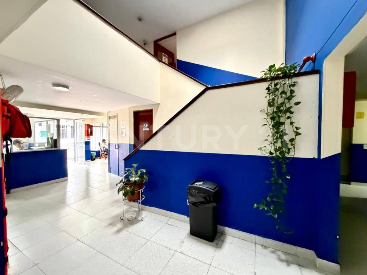 Casa en venta Cundinamarca Bogotá Lago Gaitan 321 m2 Habitaciones 7 Baños 6 Garajes 3 Precio $3100000000