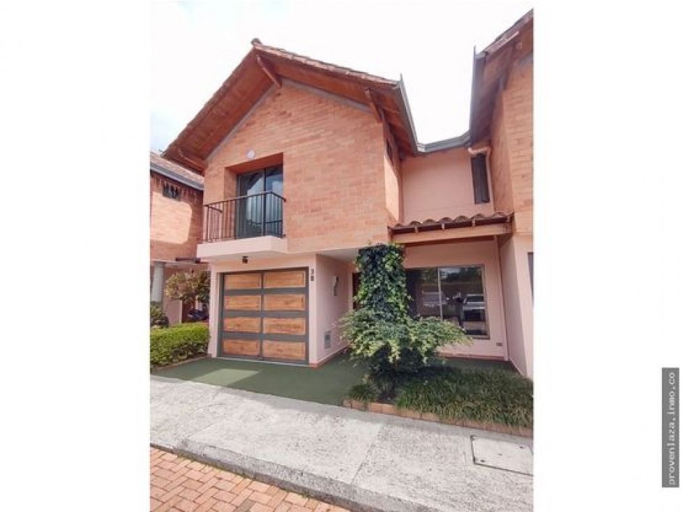 Casa en venta Antioquia Rionegro San Antonio 140 m2 Habitaciones 3 Baños 3 Garajes 2 Precio $770000000