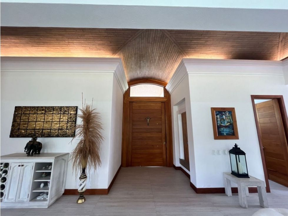 Casa en arriendo Antioquia Rionegro Rionegro 430 m2 Habitaciones 4 Baños 5 Garajes 6 Precio $18400000