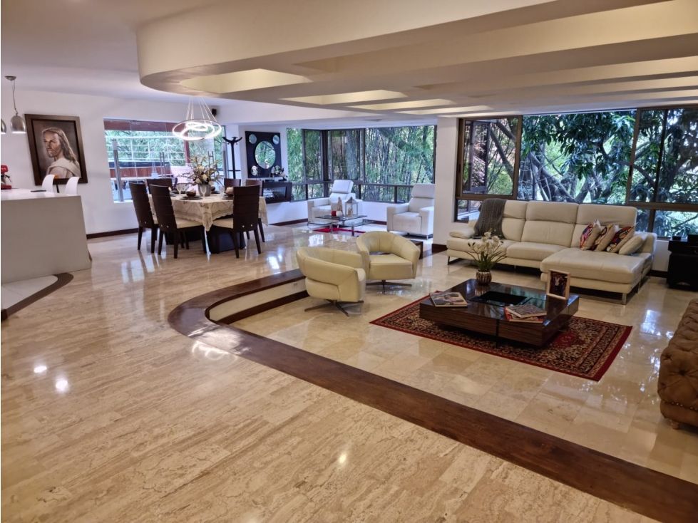 Apartamento en venta Antioquia Medellín Alejandria 315 m2 Habitaciones 4 Baños 4 Garajes 2 Precio $1750000000