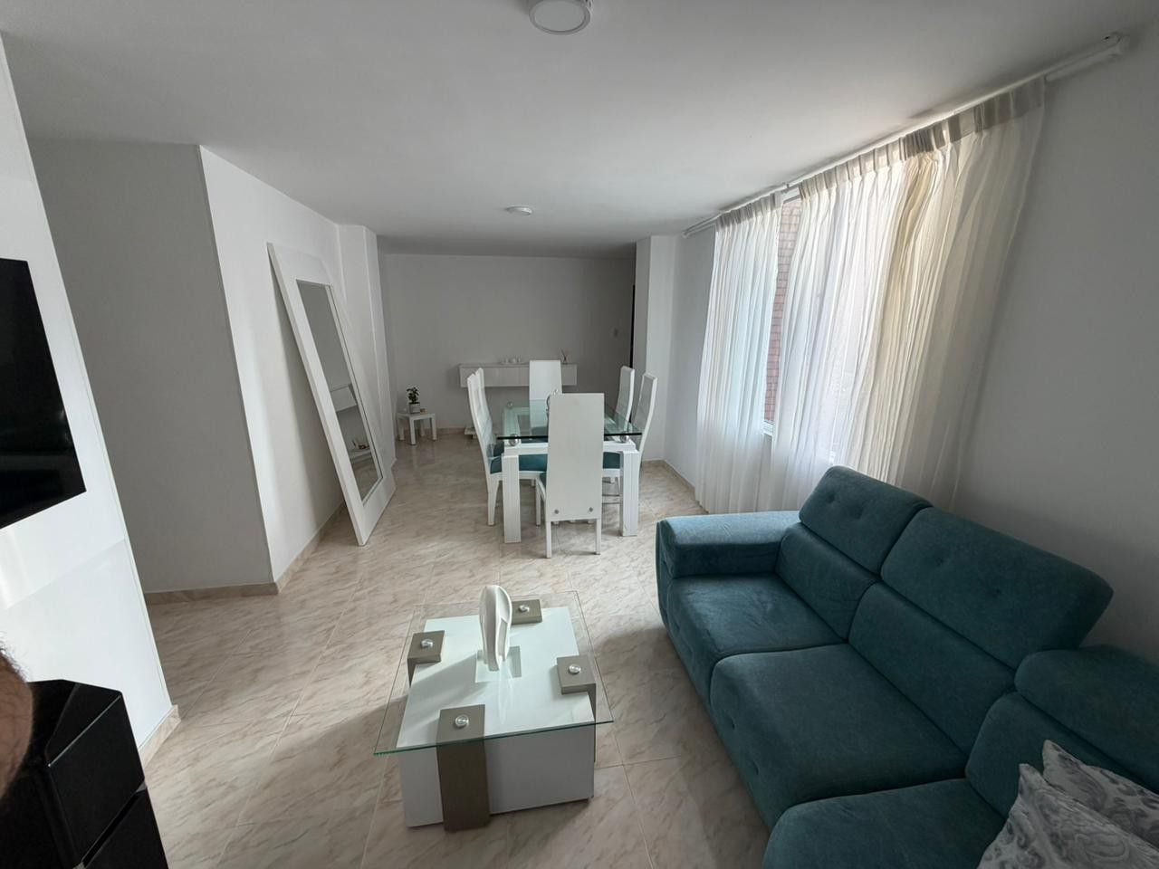 Apartamento en venta Valle Del Cauca Cali Urbanización Colseguros 88 m2 Habitaciones 3 Baños 2 Garajes 0 Precio $270000000