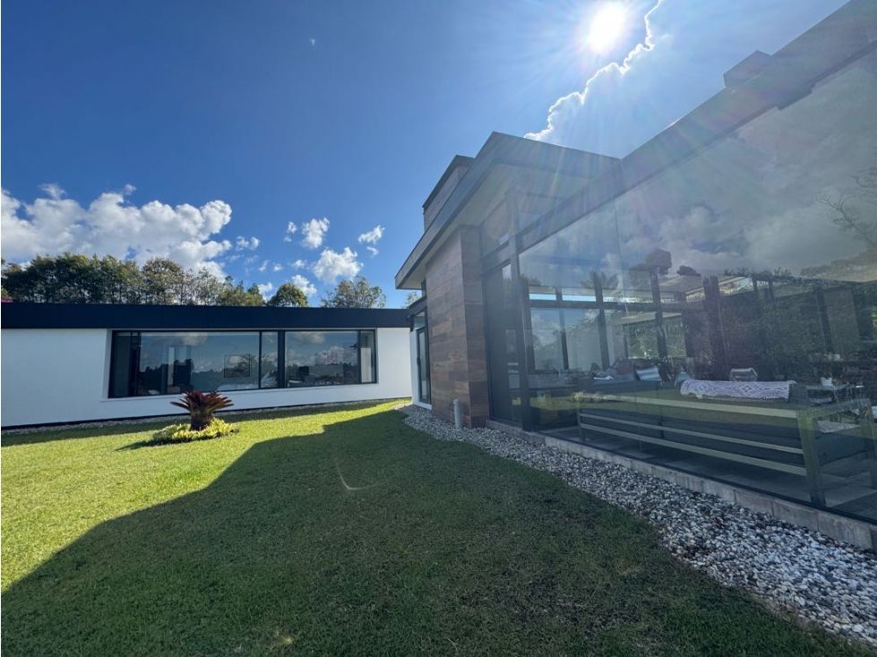 Casa en arriendo Antioquia Rionegro Parcelacion La Selva 340 m2 Habitaciones 4 Baños 6 Garajes 4 Precio $20000000