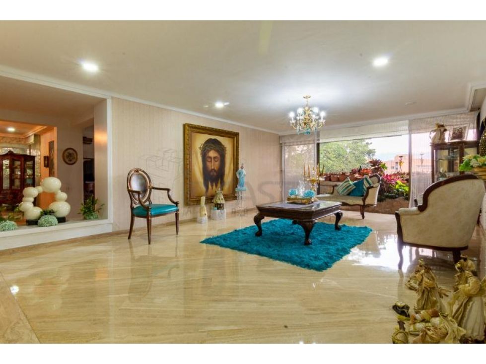 Apartamento en venta Antioquia Medellín Los Balsos No1 420 m2 Habitaciones 4 Baños 5 Garajes 3 Precio $2300000000