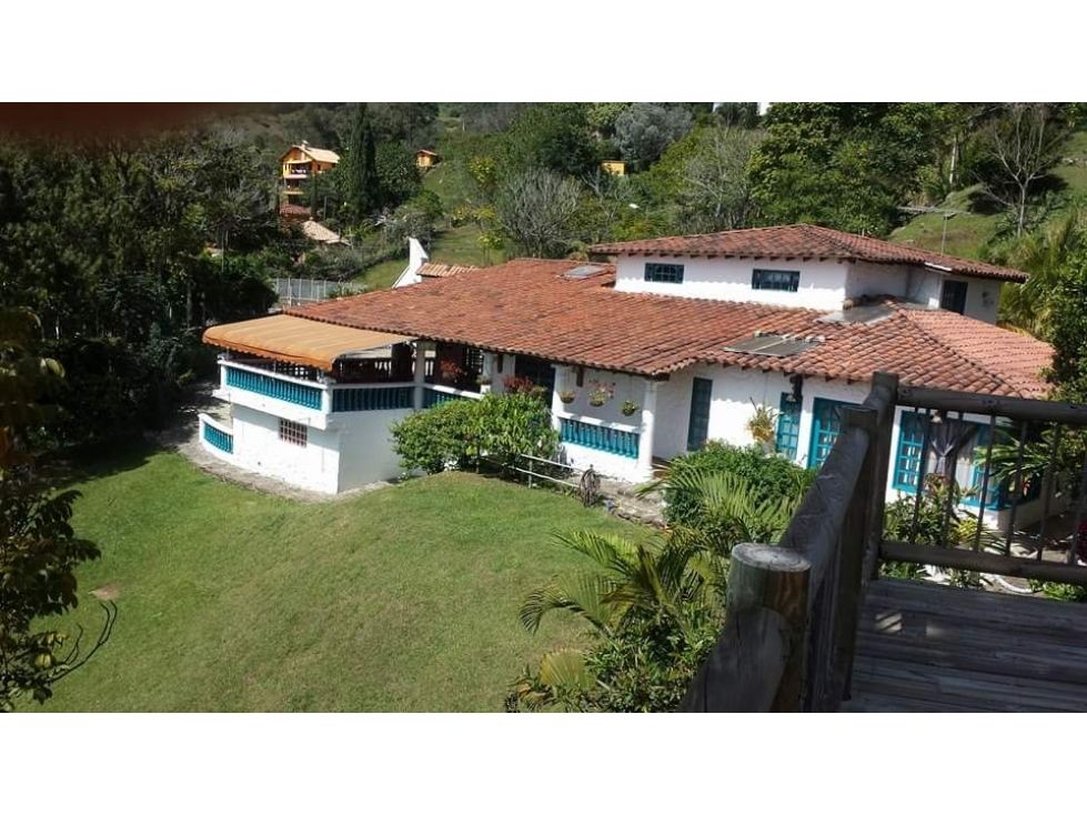 Casa en venta Antioquia Copacabana Copacabana 950 m2 Habitaciones 6 Baños 6 Garajes 10 Precio $2250000000