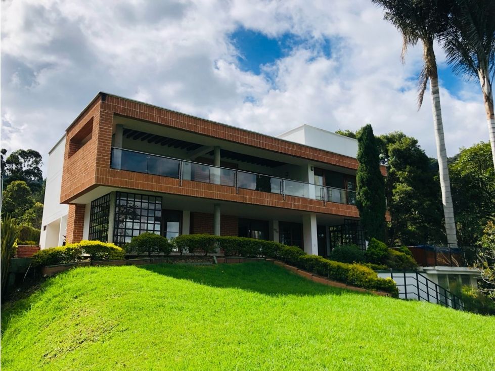 Casa en venta Antioquia El Retiro El Retiro 770 m2 Habitaciones 6 Baños 8 Garajes 3 Precio $3500000000