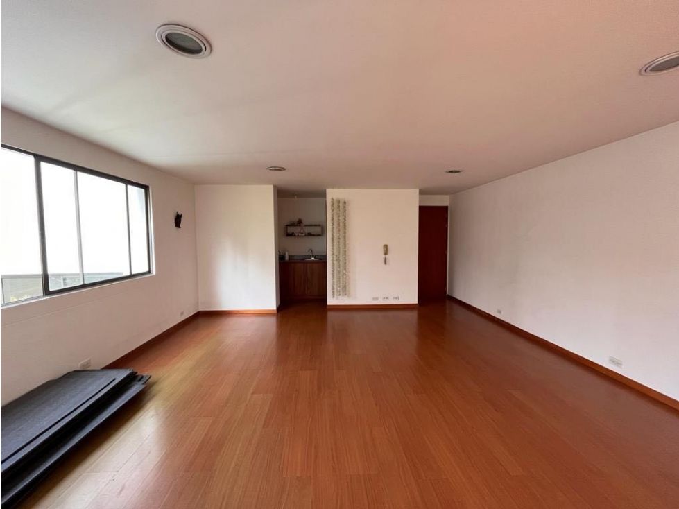 Oficina en venta Antioquia Medellín San Lucas 54 m2 Habitaciones 0 Baños 2 Garajes 1 Precio $438000000