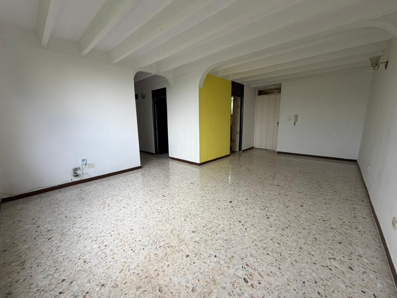 Apartamento en venta Valle Del Cauca Cali Santa Anita - La Selva 83 m2 Habitaciones 3 Baños 2 Garajes 1 Precio $240000000