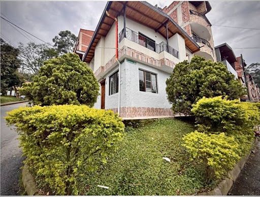 Casa en venta Antioquia Envigado Trianon 86 m2 Habitaciones 3 Baños 1 Garajes 0 Precio $400000000