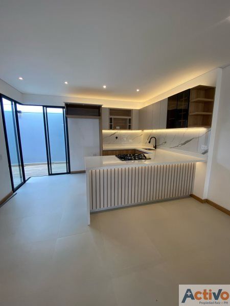 Casa en venta Antioquia Rionegro Centro 170 m2 Habitaciones 4 Baños 4 Garajes 2 Precio $1200000000