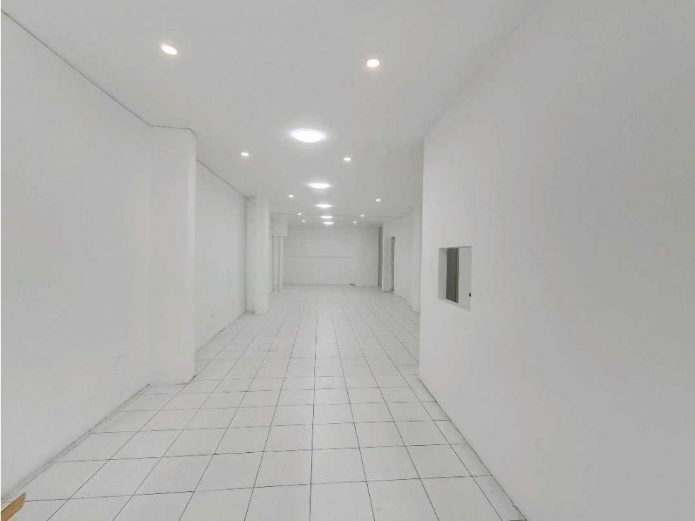 Local en arriendo Antioquia Medellín Buenos Aires 100 m2 Habitaciones 0 Baños 1 Garajes 0 Precio $2400000