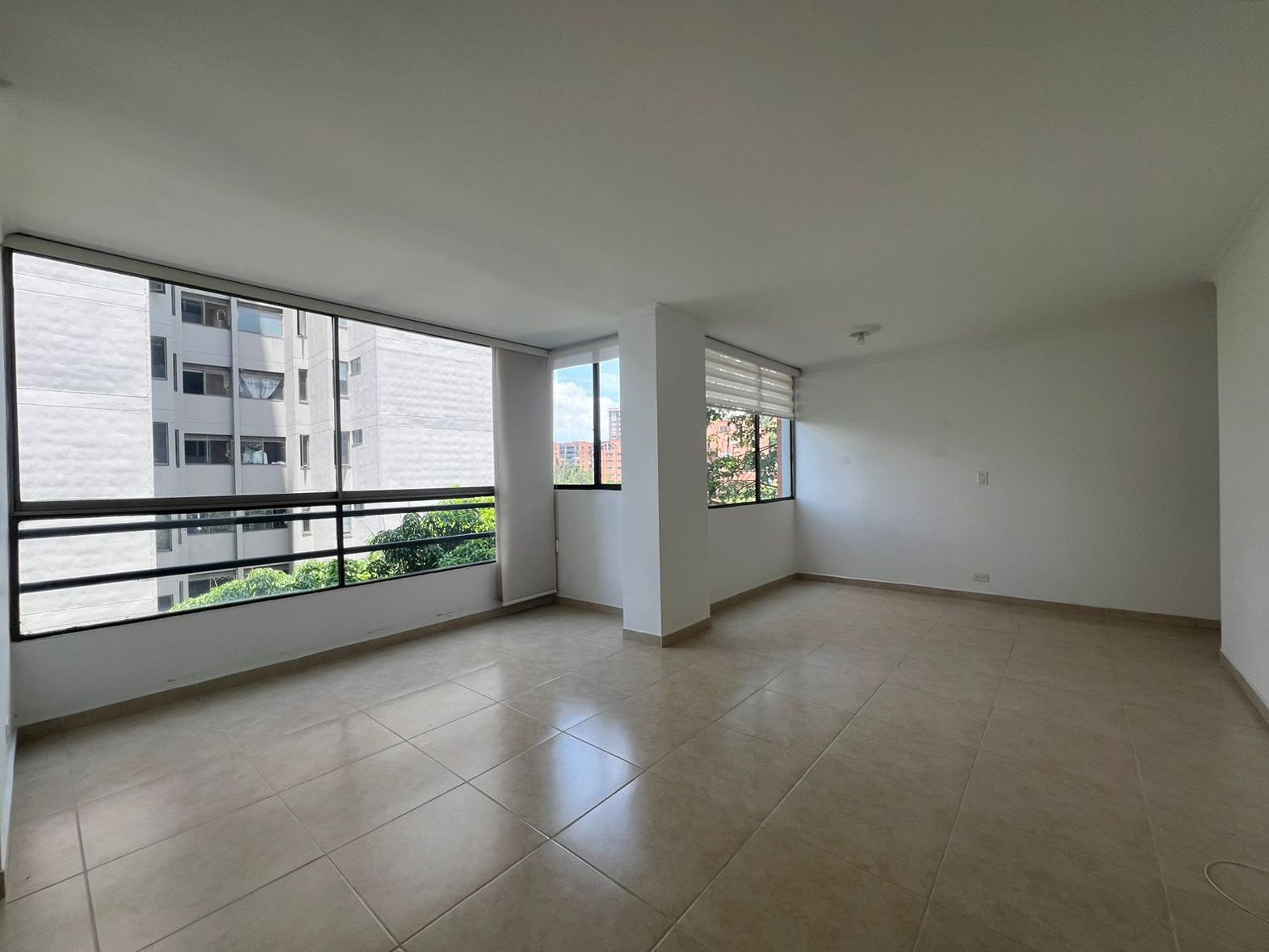 Apartamento en arriendo Antioquia Medellín El Diamante No 2 79 m2 Habitaciones 3 Baños 2 Garajes 1 Precio $4350000