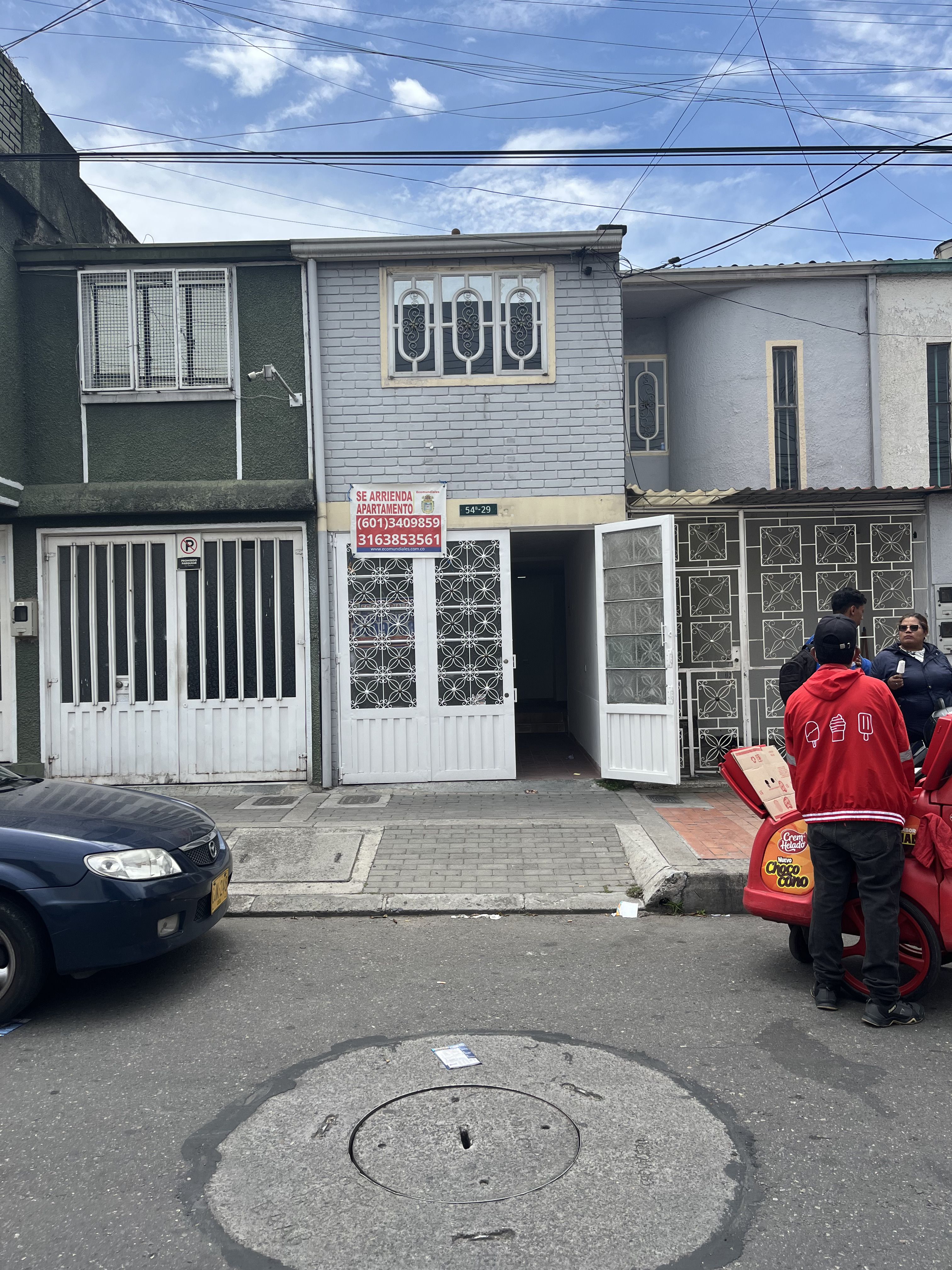 Casa en arriendo Cundinamarca Bogotá Laguneta 130 m2 Habitaciones 4 Baños 3 Garajes 1 Precio $2000000