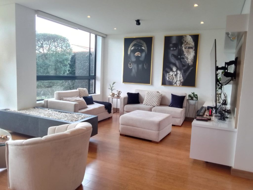 Casa en venta Cundinamarca Cajicá Cajica 208 m2 Habitaciones 3 Baños 3 Garajes 4 Precio $1450000000