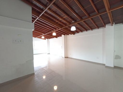 Oficina en arriendo Antioquia Medellín Suramericana 64 m2 Habitaciones 0 Baños 2 Garajes 0 Precio $2700000