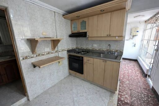 Apartamento en arriendo Antioquia Medellín Alfonso Lopez 80 m2 Habitaciones 3 Baños 1 Garajes 0 Precio $1600000