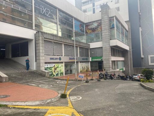 Local en arriendo Risaralda Pereira Los Alpes 1000 m2 Habitaciones 0 Baños 2 Garajes 0 Precio $60000000