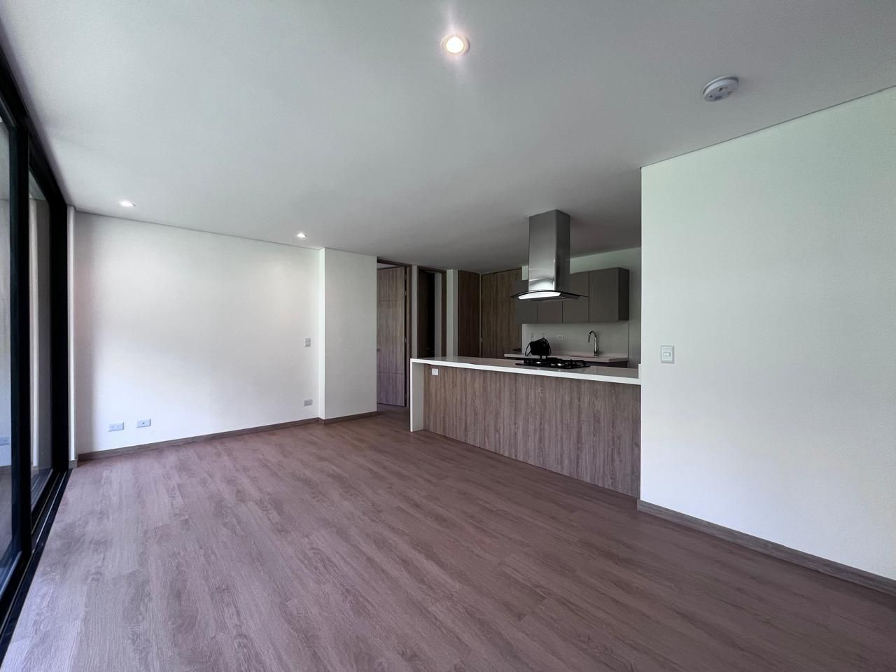 Apartamento en arriendo Antioquia Medellín Calle Nueva 77 m2 Habitaciones 2 Baños 2 Garajes 1 Precio $3900000