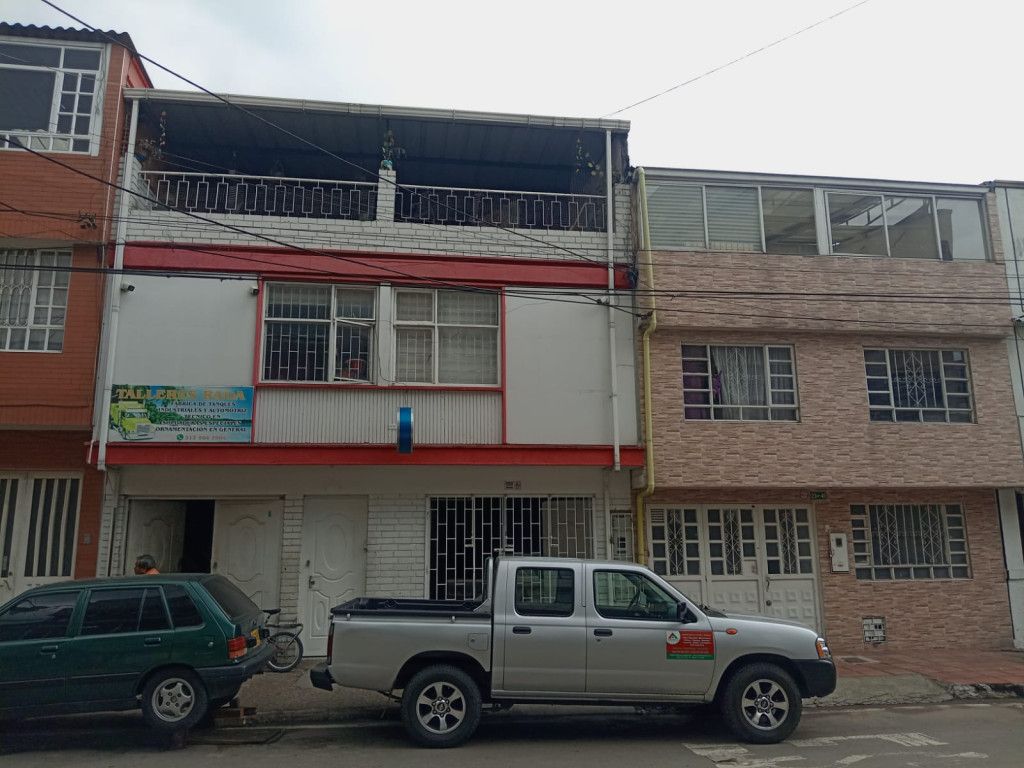 Bodega en arriendo Cundinamarca Bogotá El Vergel 40 m2 Habitaciones 0 Baños 1 Garajes 0 Precio $1300000