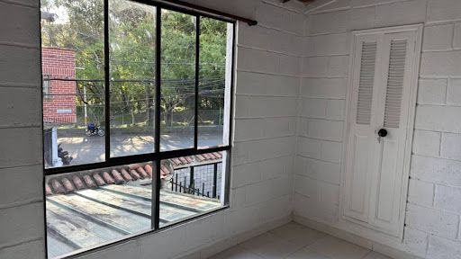 Apartamento en arriendo Antioquia Medellín Bosques De San Pablo 50 m2 Habitaciones 1 Baños 1 Garajes 1 Precio $1800000