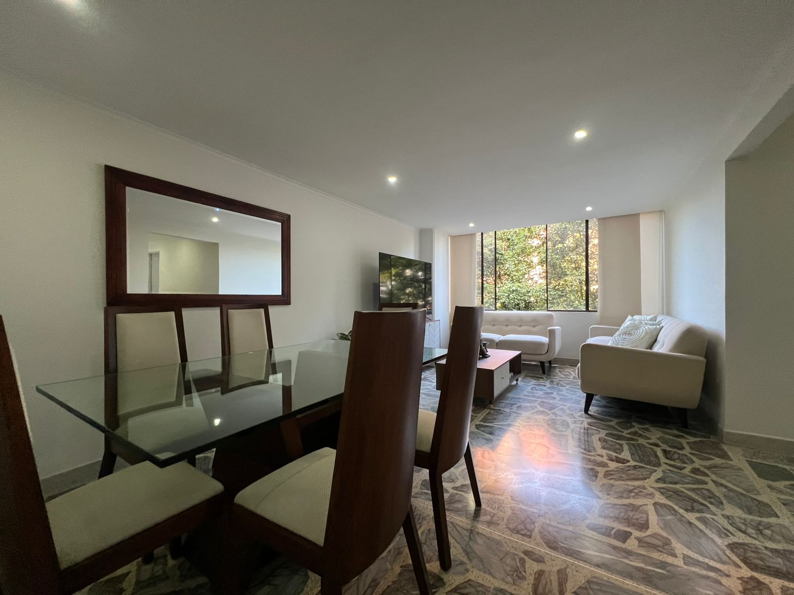 Apartamento en venta Antioquia Medellín El Diamante No 2 90 m2 Habitaciones 4 Baños 3 Garajes 2 Precio $870000000