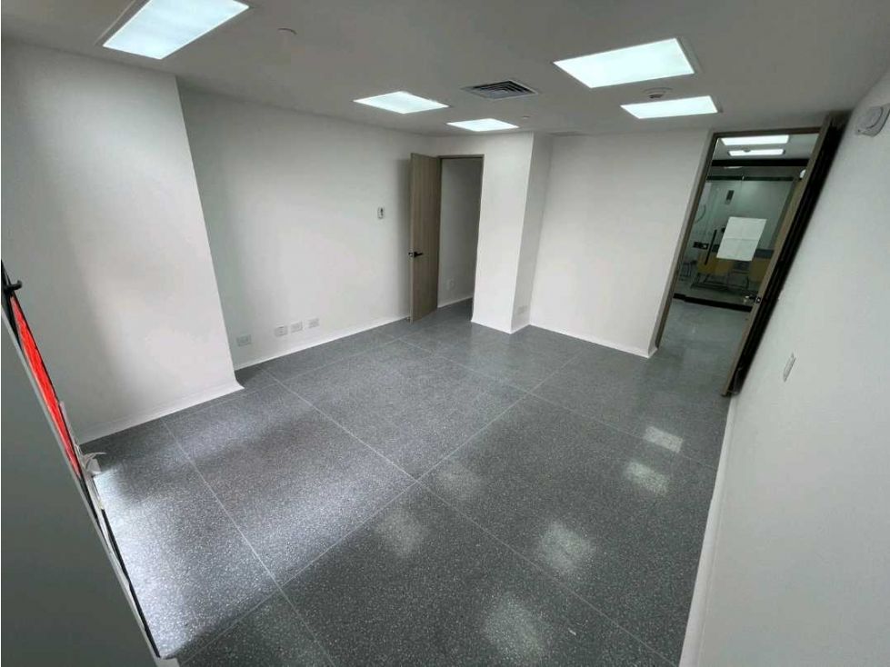 Consultorio en arriendo Antioquia Medellín San Diego 34 m2 Habitaciones 0 Baños 1 Garajes 1 Precio $5200000