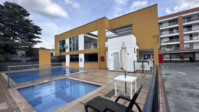 Apartamento en arriendo Valle Del Cauca Cali La Hacienda 78 m2 Habitaciones 3 Baños 2 Garajes 1 Precio $2200000