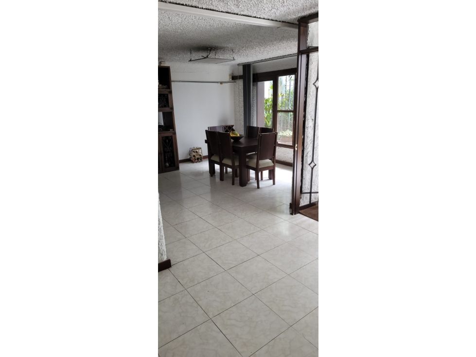 Casa en venta Antioquia Medellín Rosales 284 m2 Habitaciones 3 Baños 2 Garajes 1 Precio $1760000000