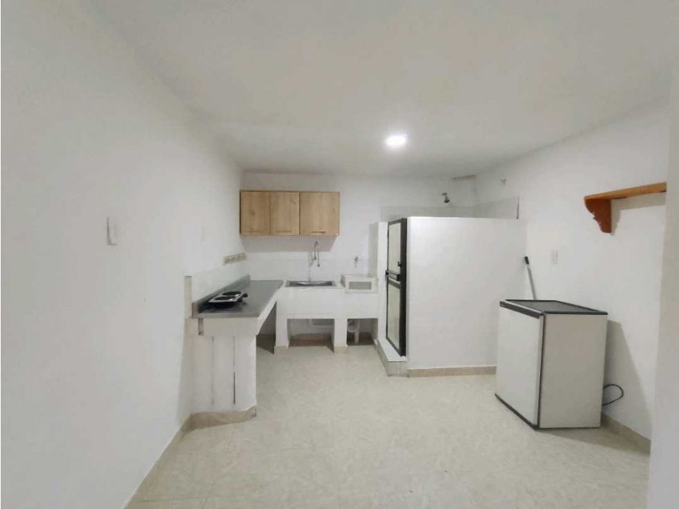 Apartaestudio en arriendo Antioquia Medellín El Salvador 23 m2 Habitaciones 1 Baños 1 Garajes 0 Precio $850000