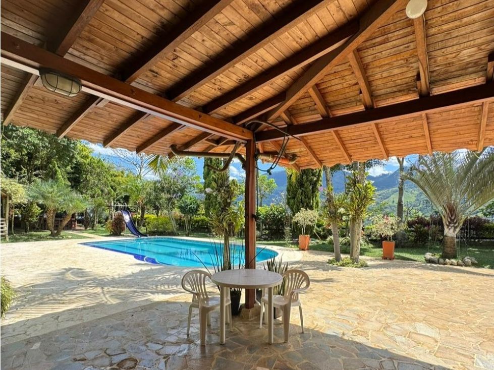 Casa Campestre en venta Antioquia Girardota Girardota 600 m2 Habitaciones 4 Baños 3 Garajes 6 Precio $1270000000