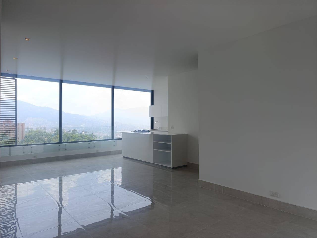 Apartamento en arriendo Antioquia Medellín San Lucas 85 m2 Habitaciones 1 Baños 2 Garajes 1 Precio $5350000