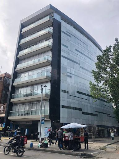 Oficina en arriendo Cundinamarca Bogotá Chico 106 m2 Habitaciones 0 Baños 1 Garajes 3 Precio $9600000