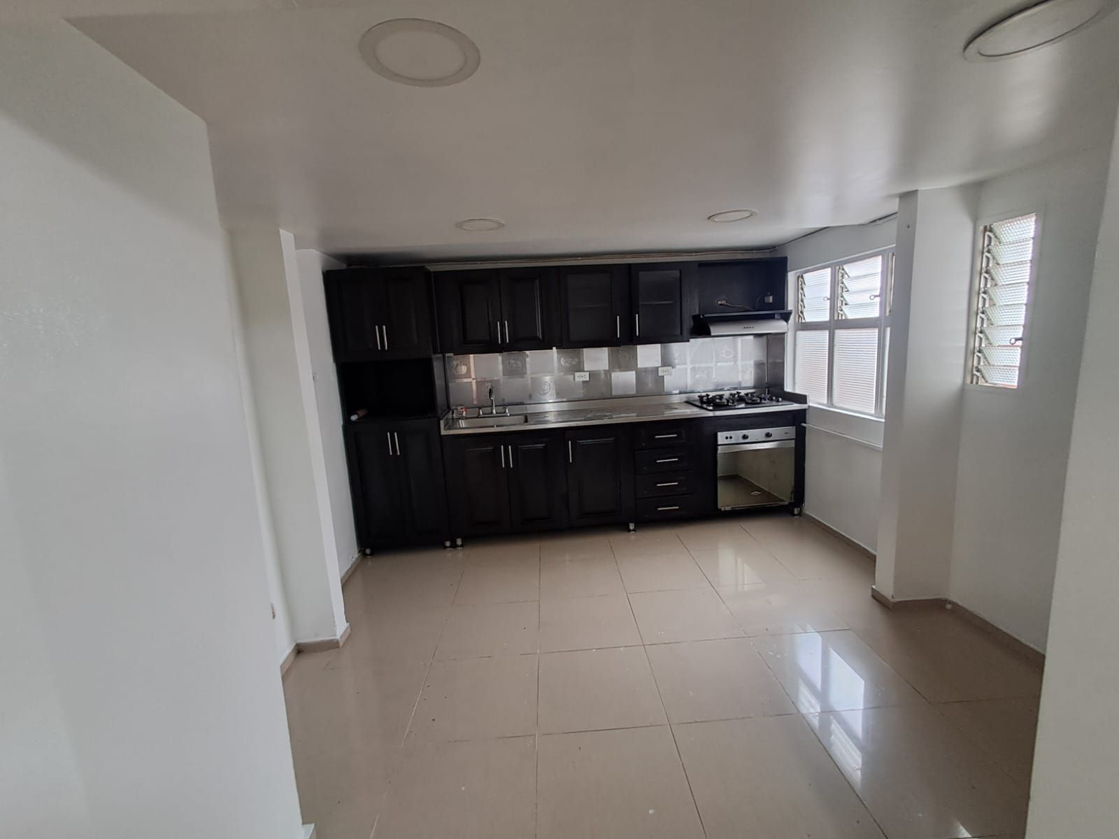 Casa en arriendo Antioquia Medellín Los Angeles 120 m2 Habitaciones 4 Baños 4 Garajes 0 Precio $2600000