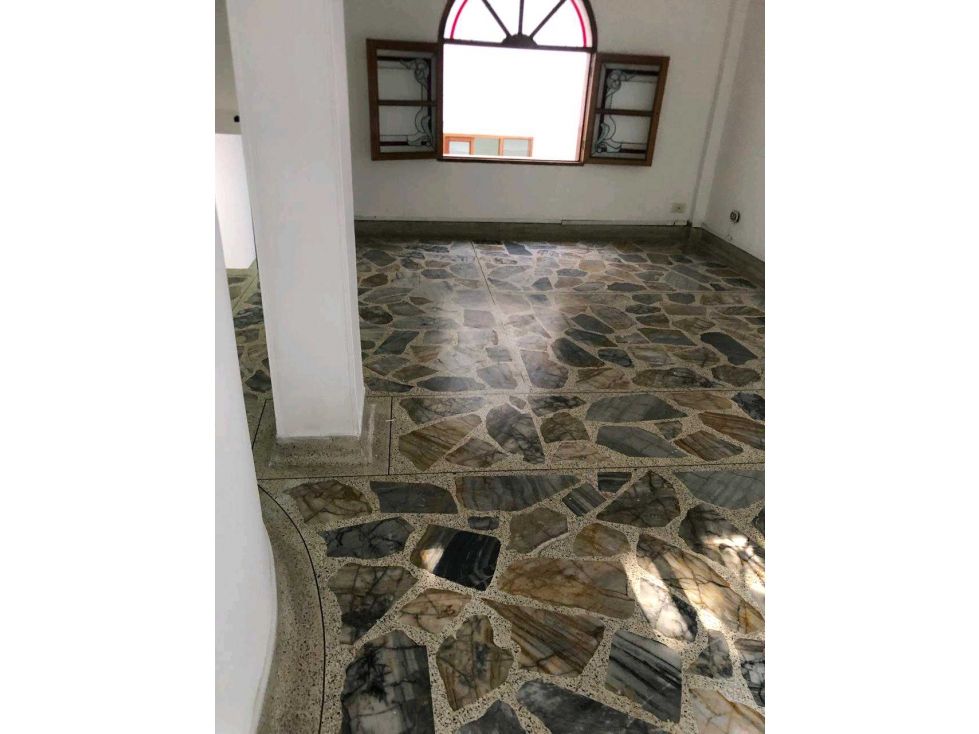 Casa en arriendo Antioquia Medellín Santa Teresita 120 m2 Habitaciones 3 Baños 3 Garajes 1 Precio $3450000