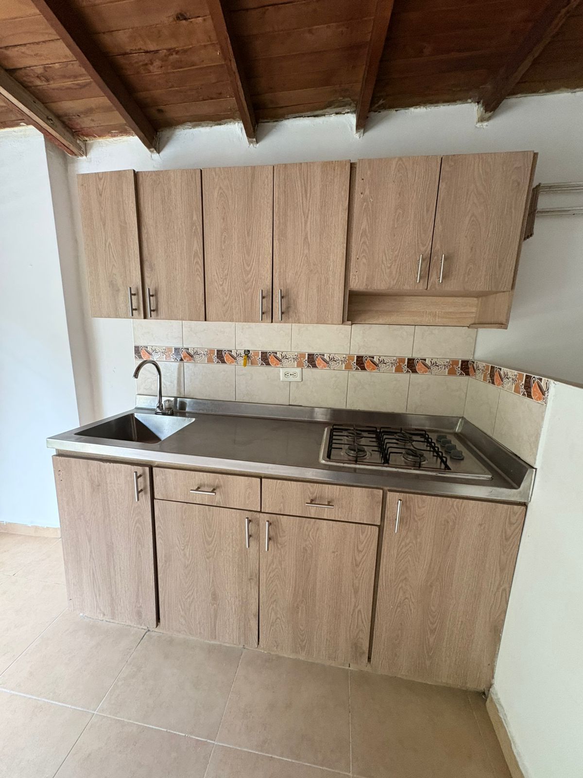 Apartamento en arriendo Antioquia Medellín Miraflores 42 m2 Habitaciones 2 Baños 1 Garajes 0 Precio $1300000