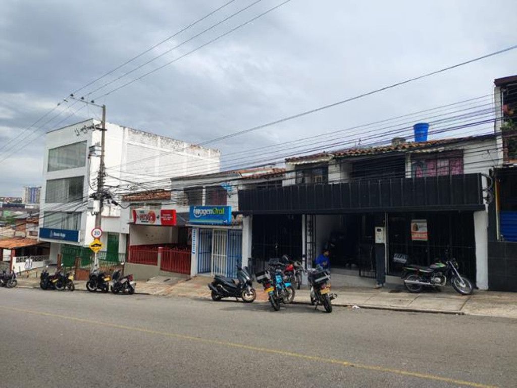 Local en arriendo Santander Floridablanca Lagos I 66 m2 Habitaciones 0 Baños 1 Garajes 0 Precio $2200000