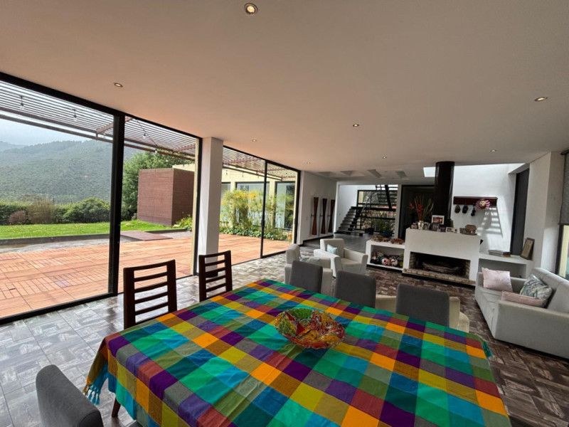 Casa en venta Cundinamarca La Calera La Calera 400 m2 Habitaciones 4 Baños 5 Garajes 4 Precio $2380000000