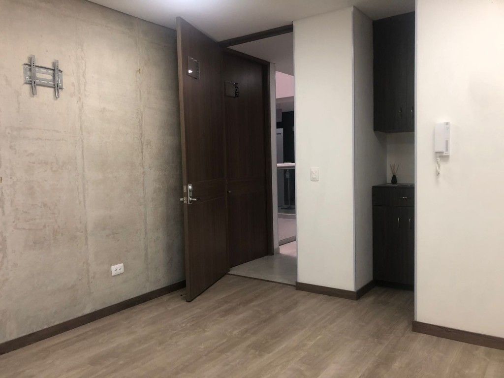 Oficina en arriendo Cundinamarca Chía Laura Vicuña 17 m2 Habitaciones 0 Baños 1 Garajes 1 Precio $1700000