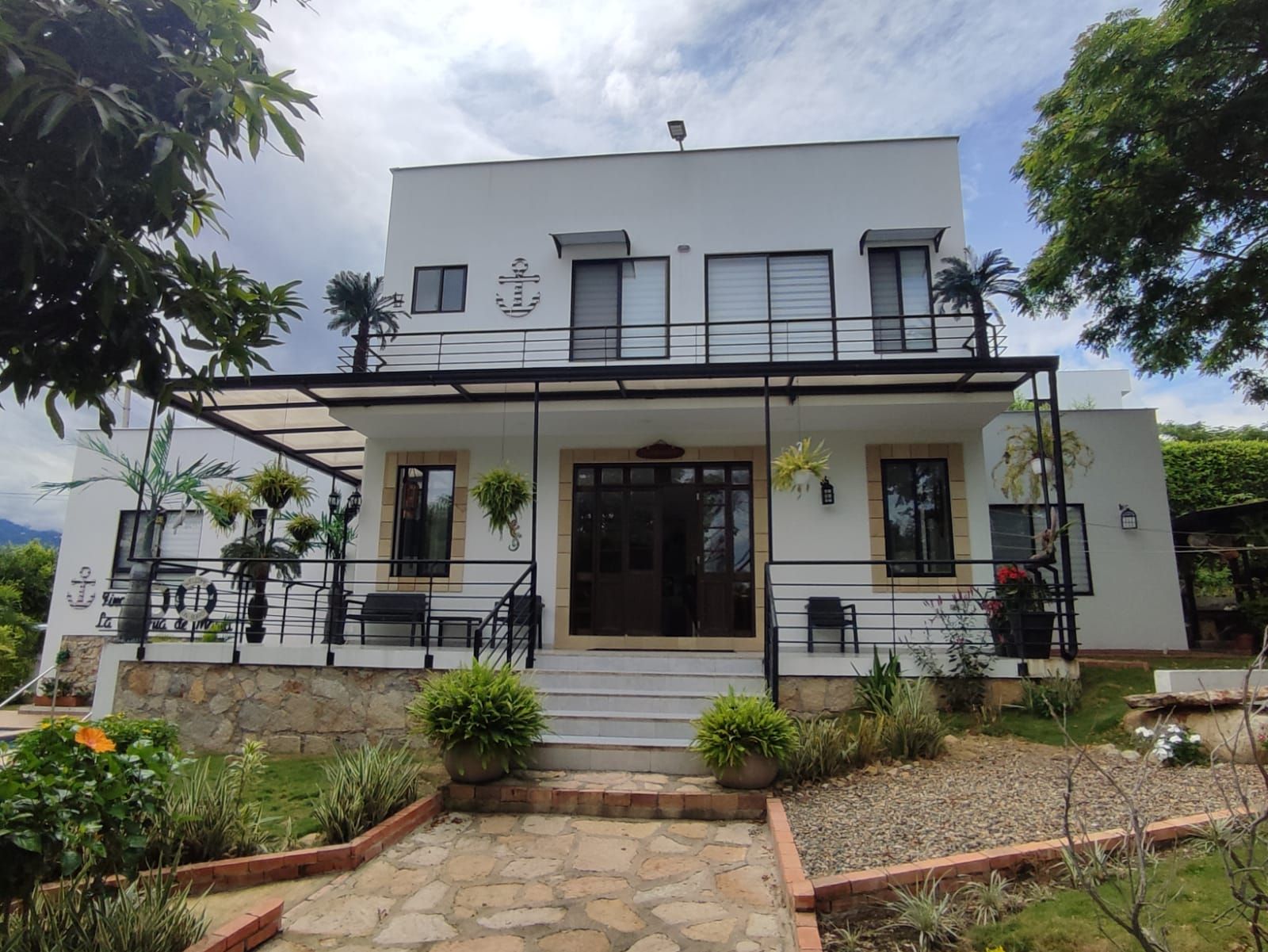 Casa Campestre en venta Cundinamarca La Mesa Cr La Victoria 234 m2 Habitaciones 4 Baños 6 Garajes 6 Precio $1000000000