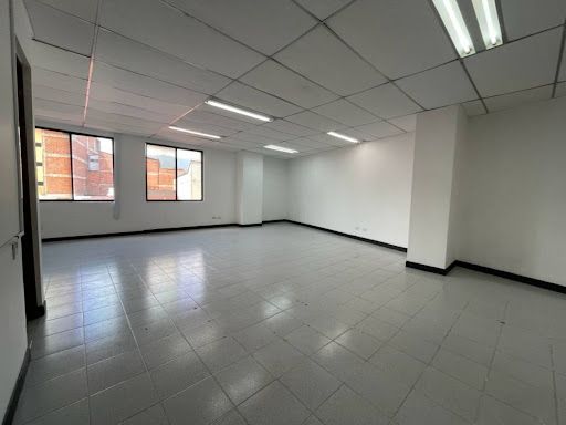Oficina en arriendo Antioquia Medellín Lorena 63 m2 Habitaciones 0 Baños 1 Garajes 1 Precio $3200000