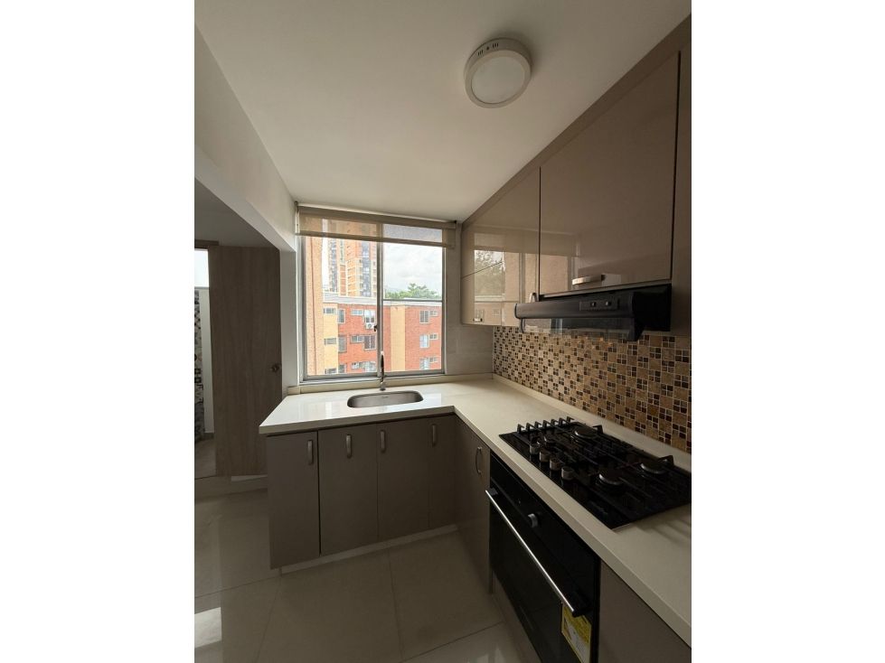 Apartamento en venta Valle Del Cauca Cali Camino Real - Los Fundadores 65 m2 Habitaciones 3 Baños 1 Garajes 1 Precio $275000000