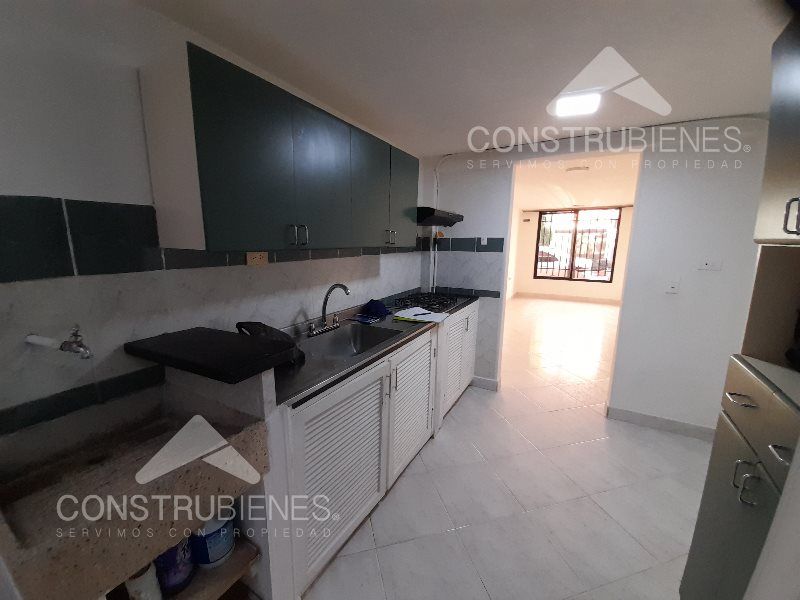 Casa en venta Antioquia Sabaneta Prados De Sabaneta 120 m2 Habitaciones 4 Baños 2 Garajes 0 Precio $860000000