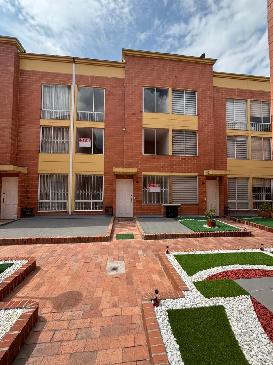 Casa en venta Cundinamarca Bogotá El Tintal 76 m2 Habitaciones 3 Baños 2 Garajes 1 Precio $459000000