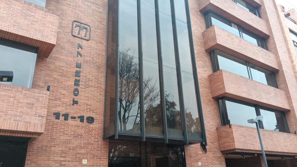 Oficina en arriendo Cundinamarca Bogotá El Espartillal 120 m2 Habitaciones 0 Baños 1 Garajes 4 Precio $9705436