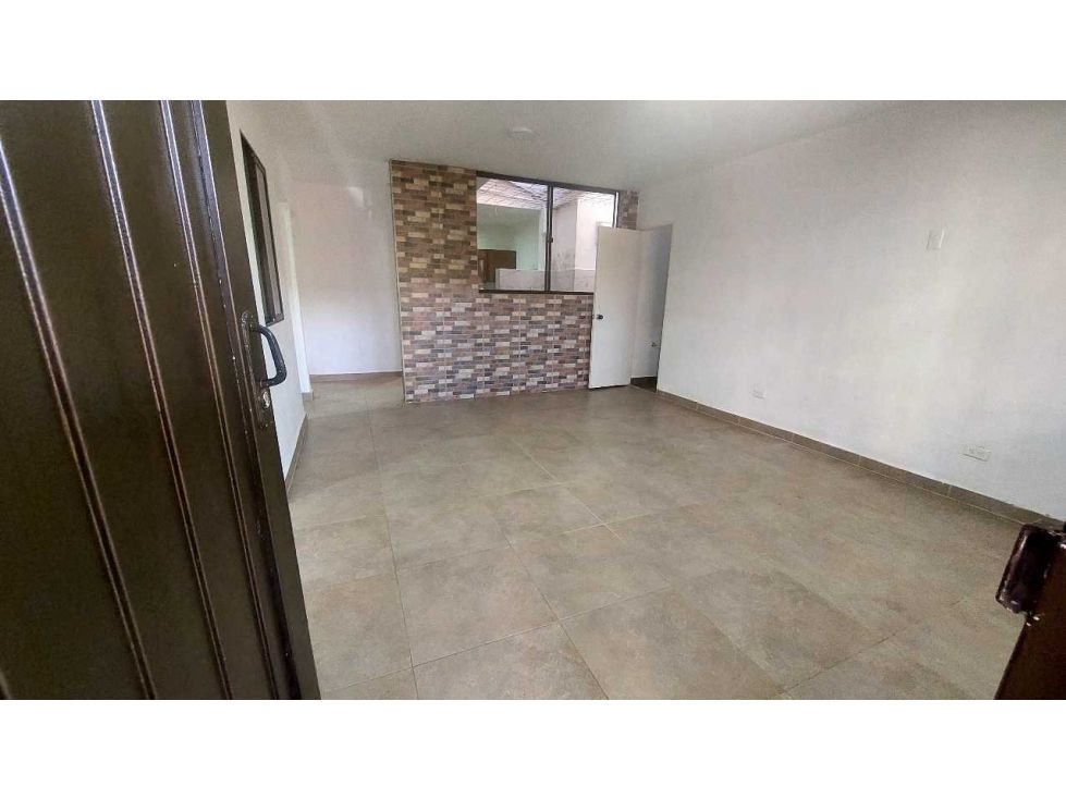 Casa en arriendo Antioquia Medellín Granada 70 m2 Habitaciones 3 Baños 2 Garajes 0 Precio $2500010