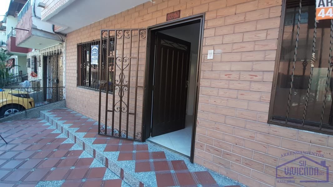 Casa en arriendo Antioquia Medellín Santa Rosa De Lima 130 m2 Habitaciones 4 Baños 2 Garajes 0 Precio $2600000