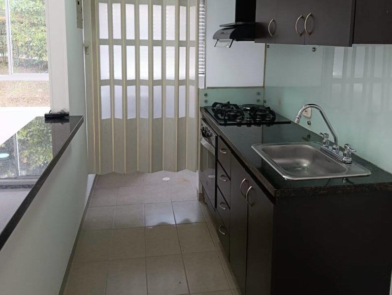 Apartamento en arriendo Antioquia Envigado Primavera 65 m2 Habitaciones 3 Baños 2 Garajes 1 Precio $2800000