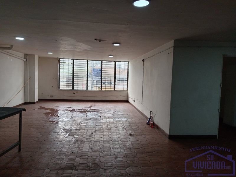 Bodega en arriendo Antioquia Medellín Cristo Rey 162 m2 Habitaciones 0 Baños 2 Garajes 0 Precio $3900000