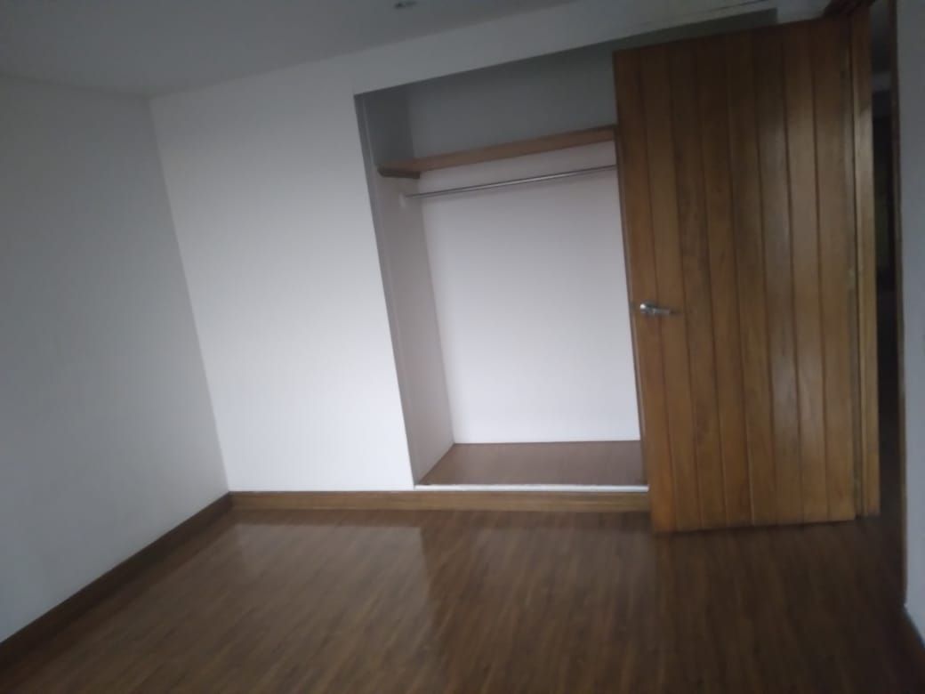 Apartamento en arriendo Cundinamarca Bogotá La Salle 150 m2 Habitaciones 3 Baños 4 Garajes 2 Precio $4350000