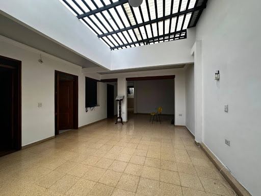 Casa en arriendo Antioquia Medellín Prado 160 m2 Habitaciones 4 Baños 2 Garajes 1 Precio $3500000