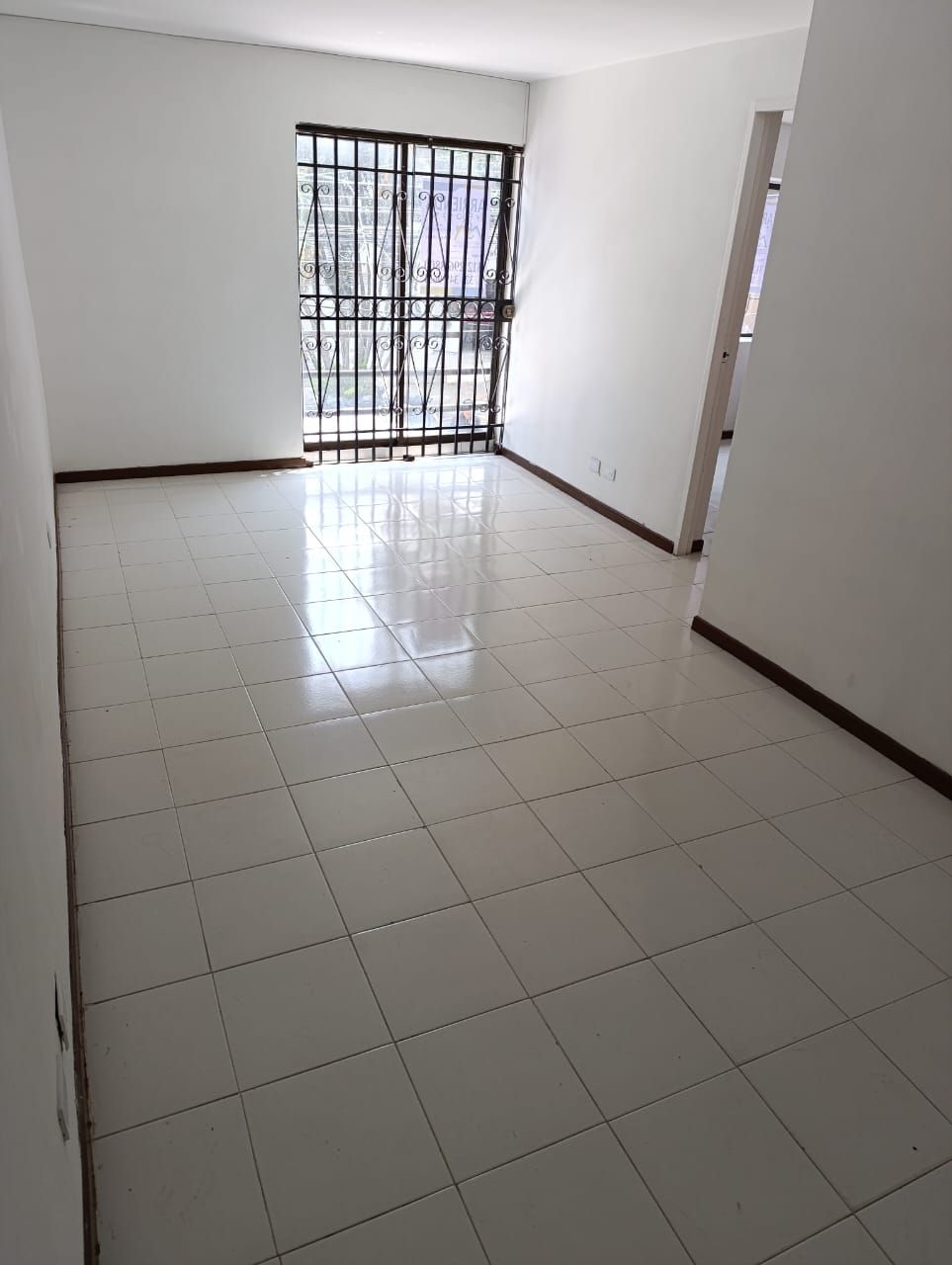 Apartamento en arriendo Antioquia Medellín La Floresta 50 m2 Habitaciones 2 Baños 2 Garajes 0 Precio $2000000